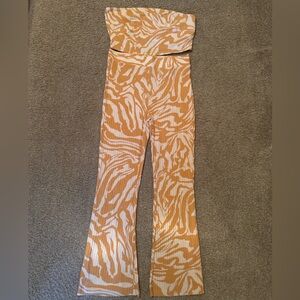 H&M Zebra Print 2-Piece Set (Size 2XL) | Stretch Ribbed Fabric